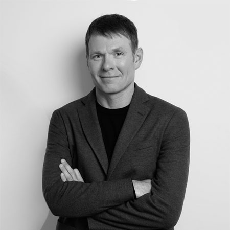 300 страниц ради полки: почему современные книги напоминают раздутый попкорн